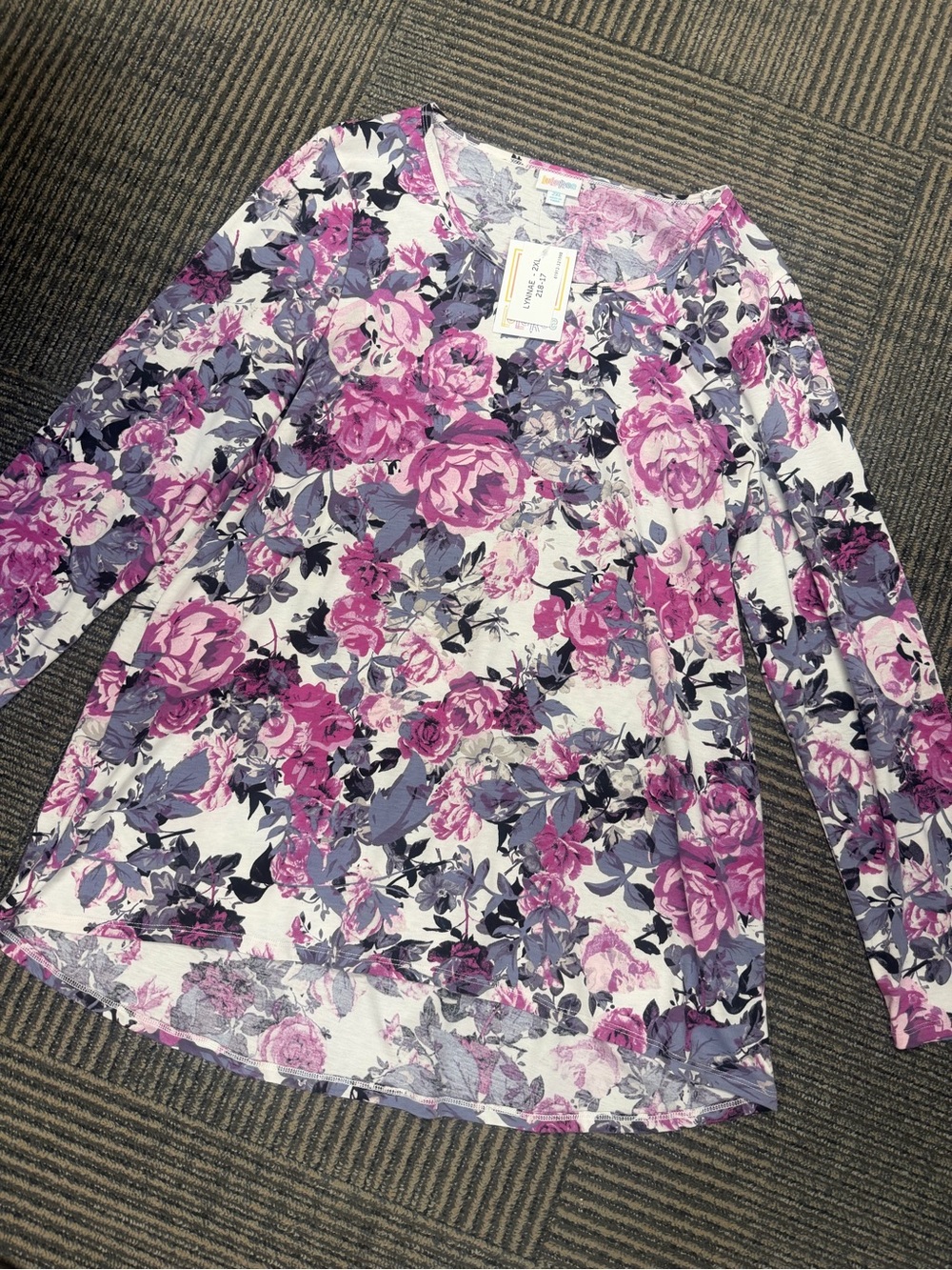 NWT LuLaRoe Lynnae Long Sleeve Floral Scoop Neck Top Purple Pink Sz 2XL